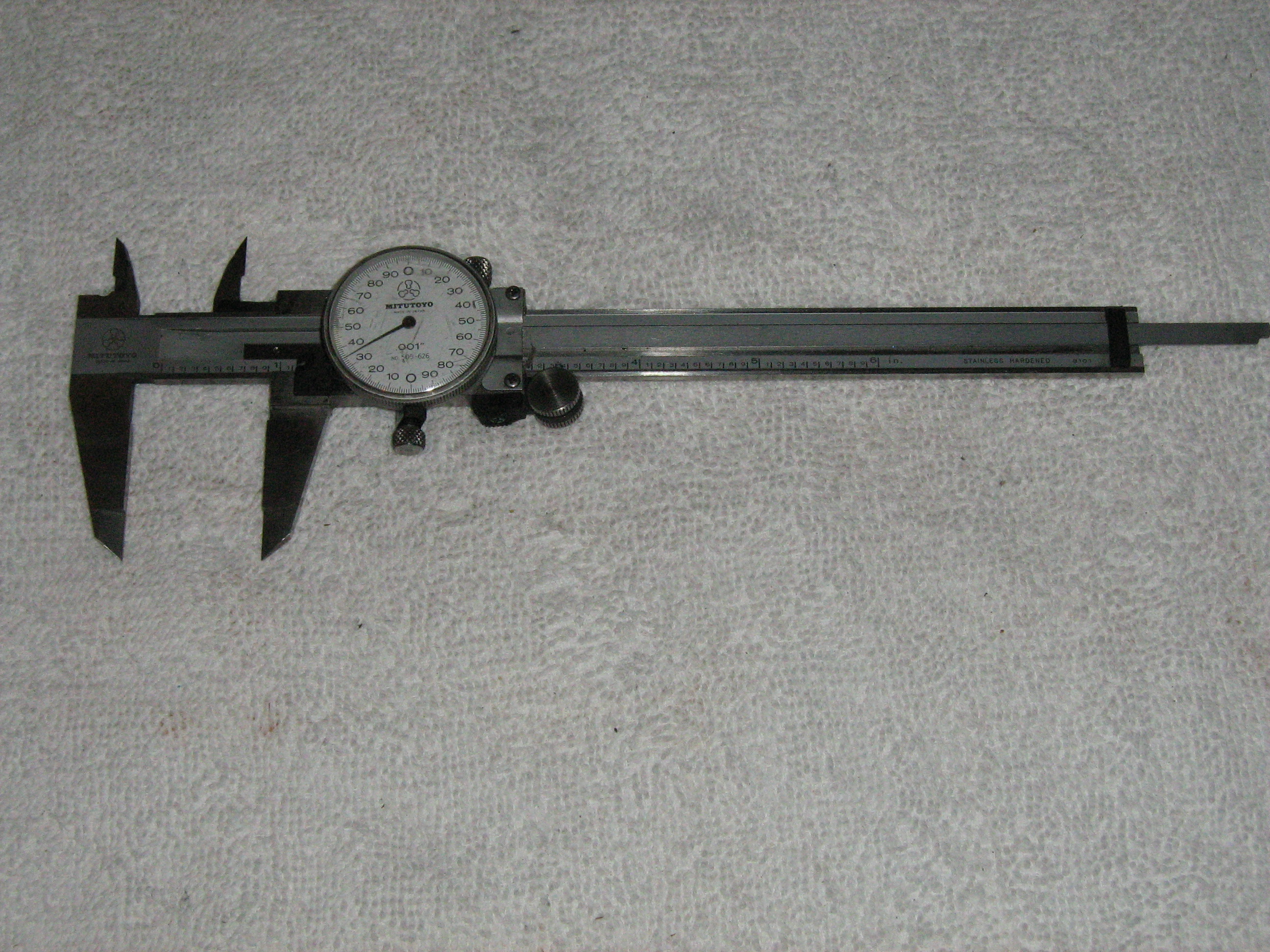 mitutoyo6dialcalipers.jpg